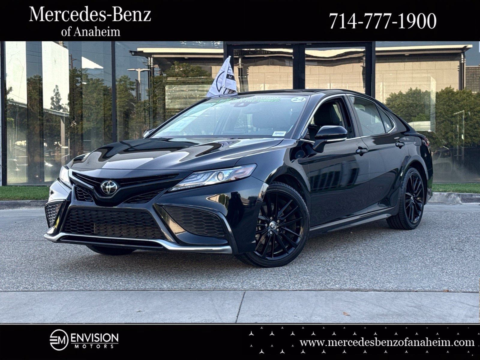 Used 2024 Toyota Camry XSE w/ Navigation Package FWD image 1