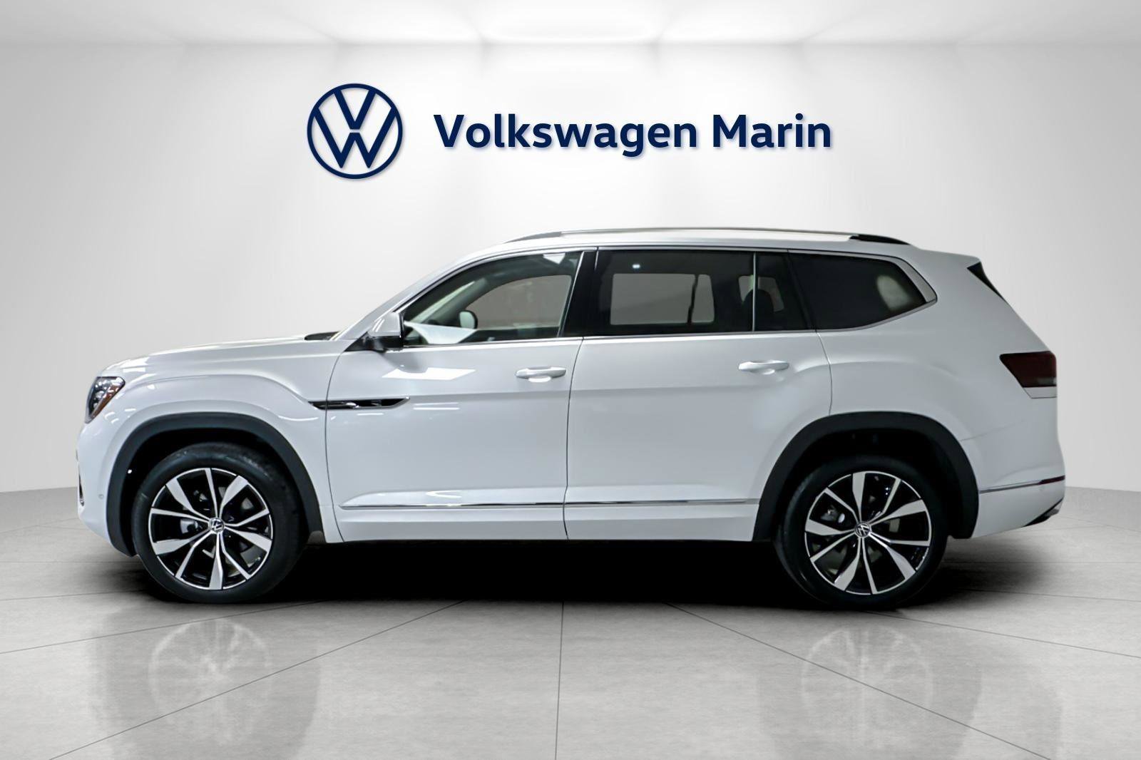 New 2026 Volkswagen Atlas SEL Premium R-Line image 2