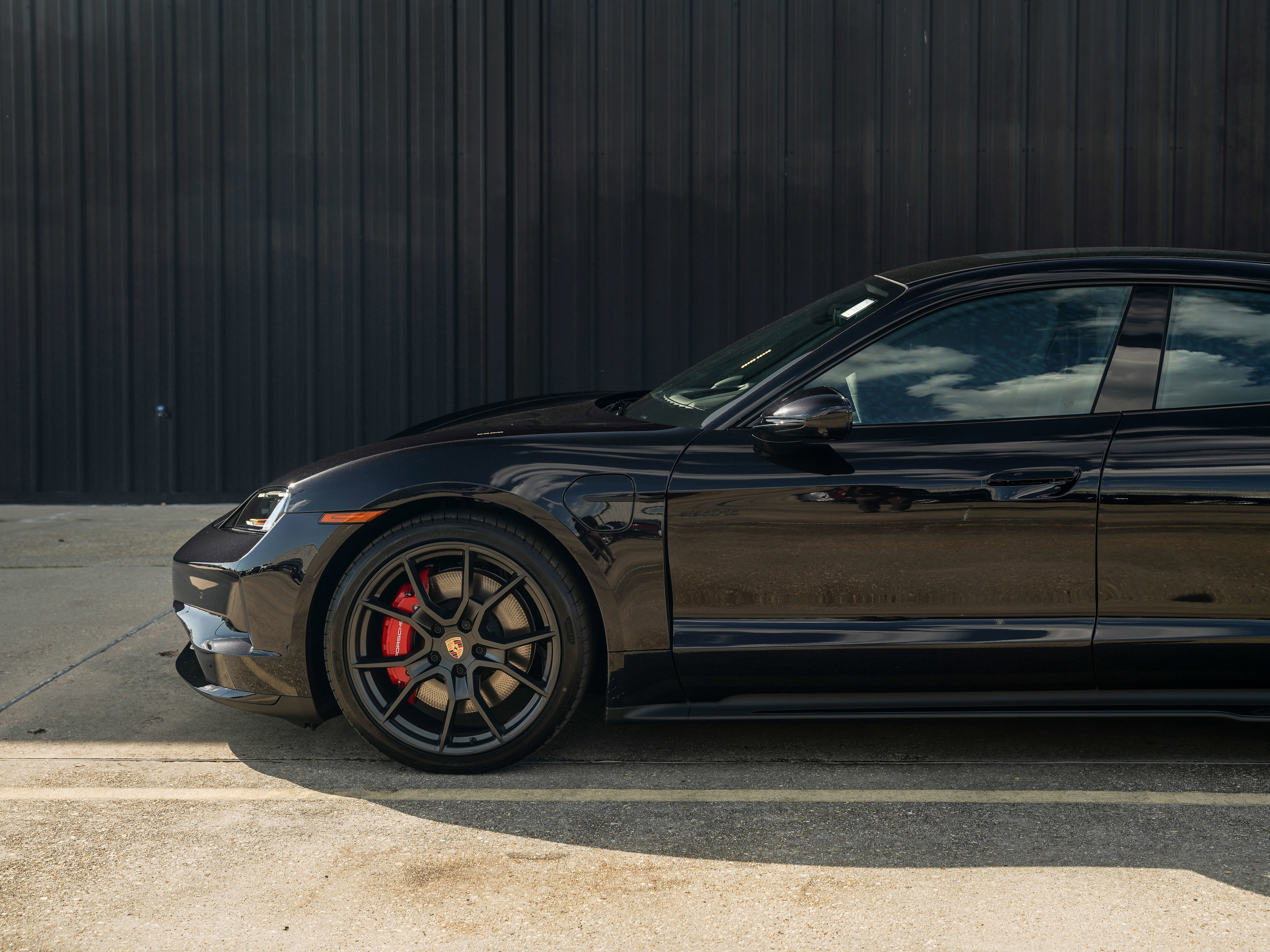 New 2025 Porsche Taycan GTS image 11