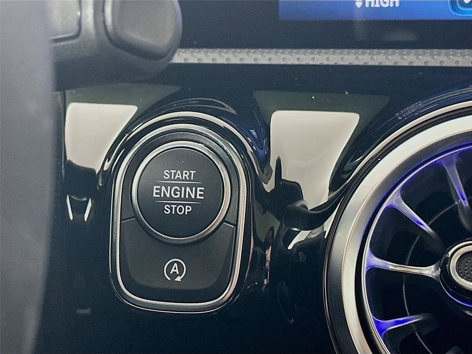 Certified 2026 Mercedes-Benz CLA 250 4MATIC image 16