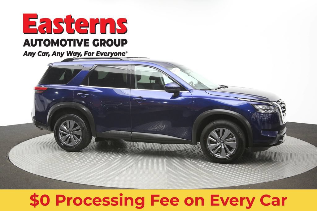 Used 2025 Nissan Pathfinder SV FWD image 46