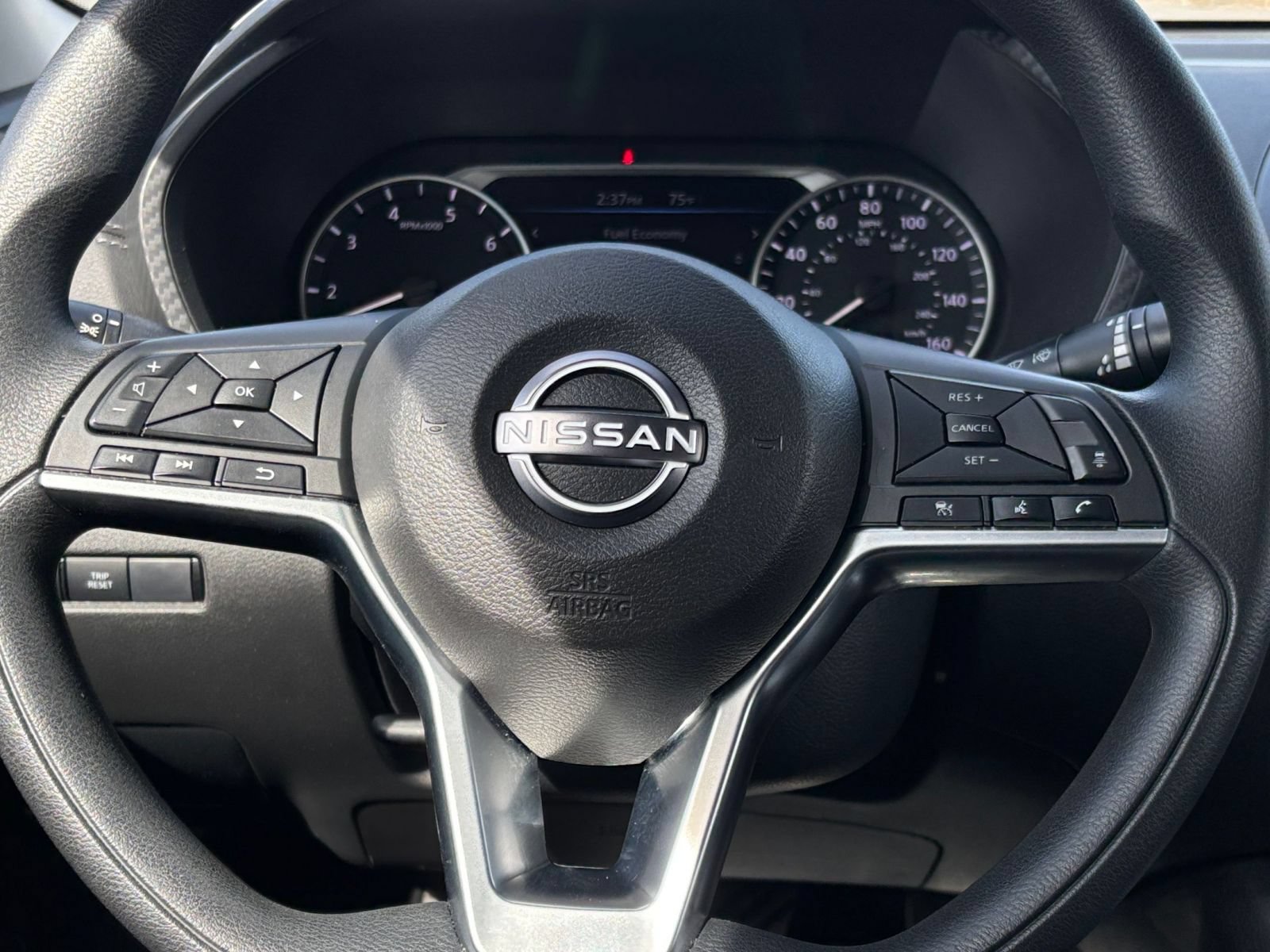 Used 2025 Nissan Sentra SV FWD image 22