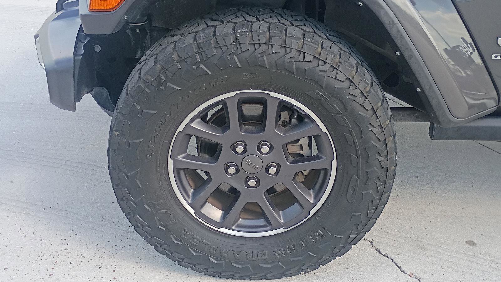 Used 2023 Jeep Gladiator Overland w/ Popular Equipment Package image 24