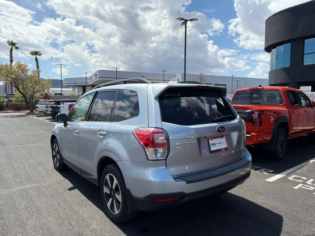 Used 2018 Subaru Forester 2.5i Limited AWD/4WD image 6