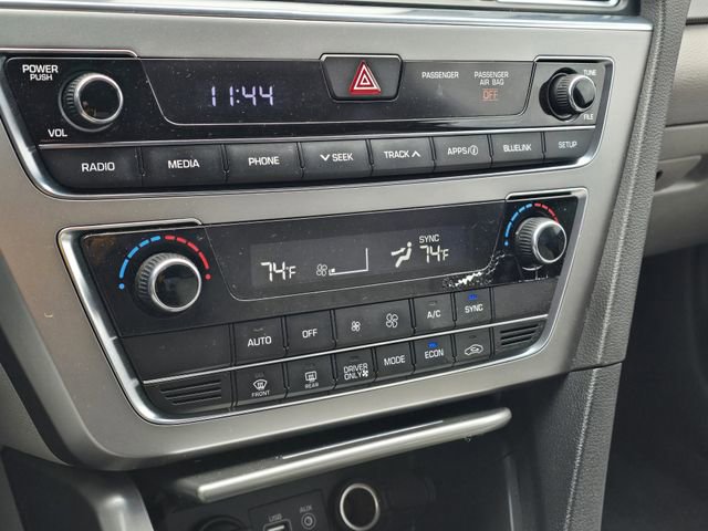Used 2017 Hyundai Sonata SE image 13