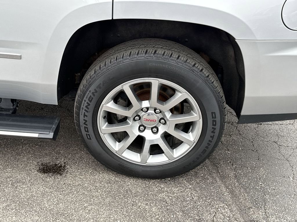 Used 2020 GMC Yukon Denali w/ Open Road Package image 37