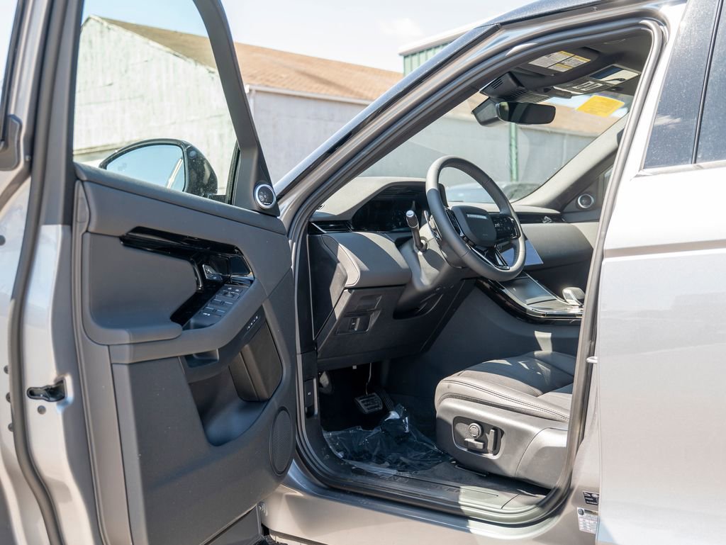 New 2026 Land Rover Range Rover Evoque S image 10