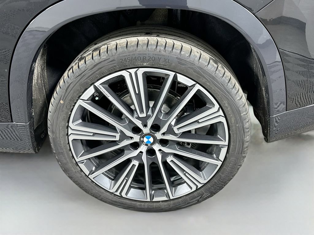 New 2026 BMW X1 xDrive28i w/ Technology Package image 23