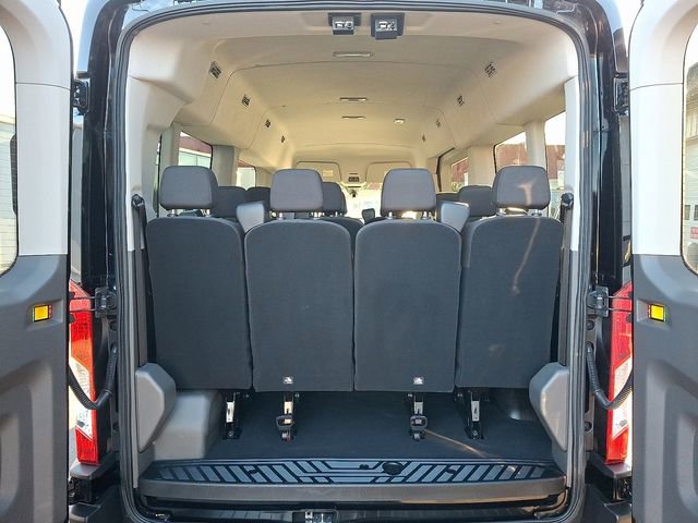 Used 2023 Ford Transit 350 XLT image 32