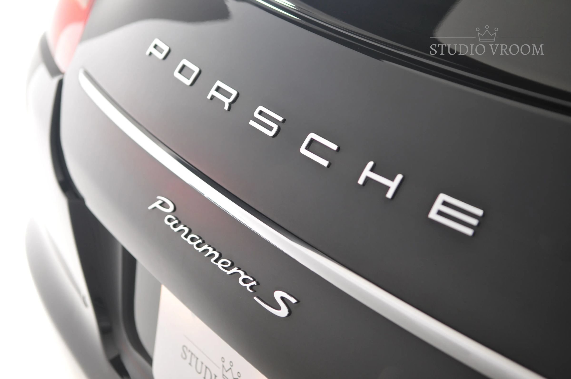Used 2012 Porsche Panamera S RWD image 2