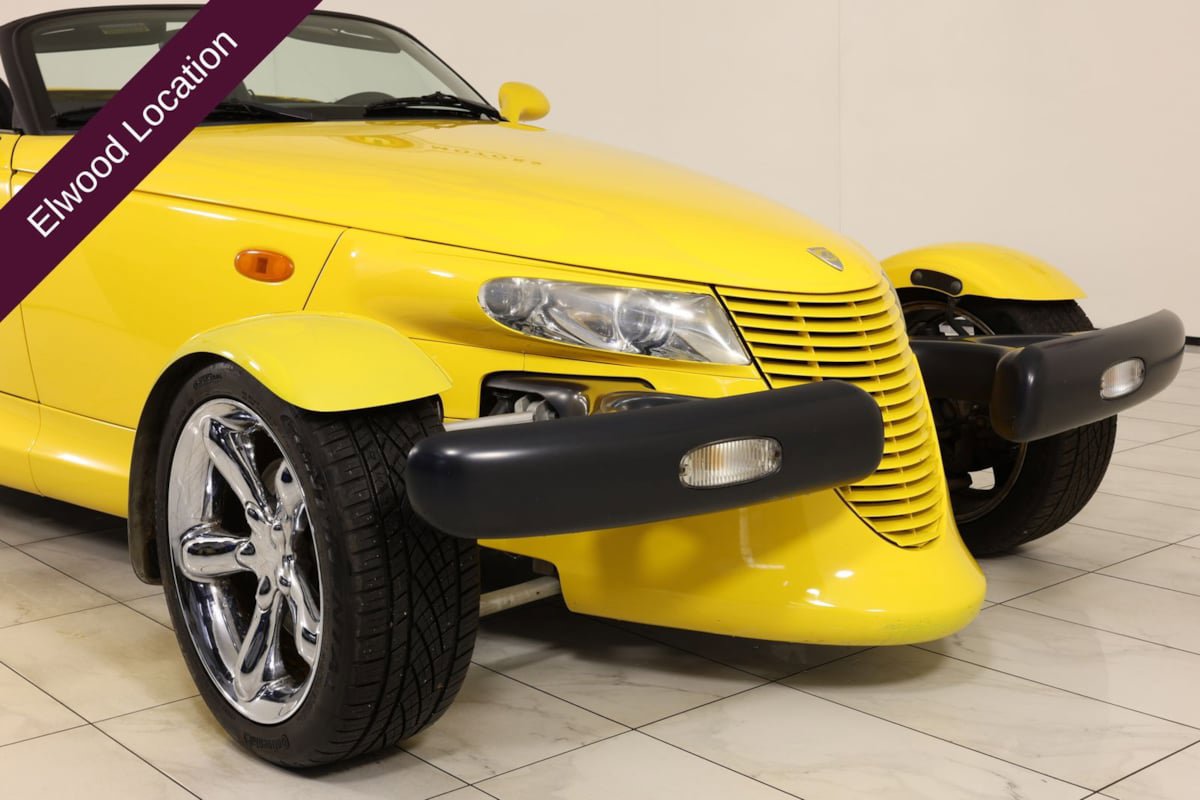 Used 2000 Plymouth Prowler RWD image 32