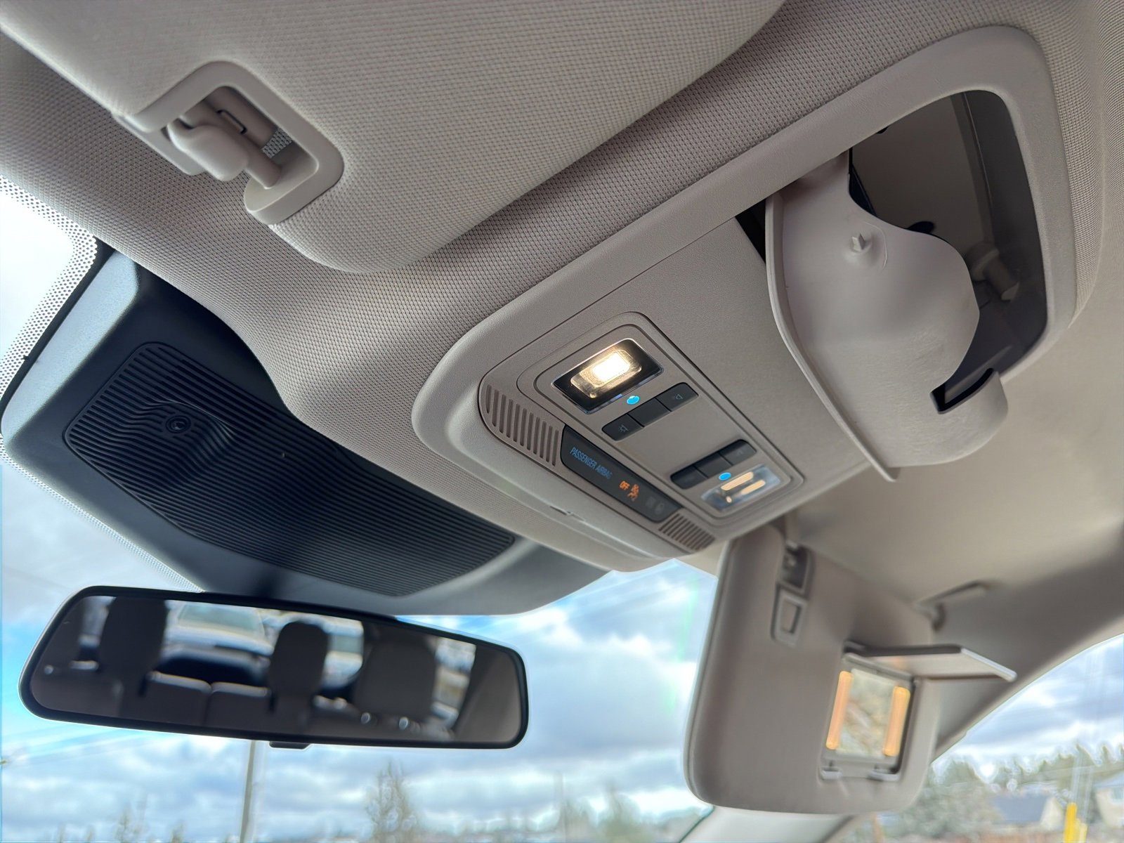 Used 2020 Ford Explorer XLT w/ Equipment Group 202A image 44