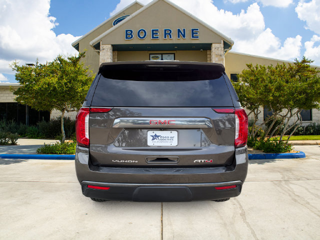 Used 2021 GMC Yukon AT4 w/ Technology Package AWD/4WD image 4