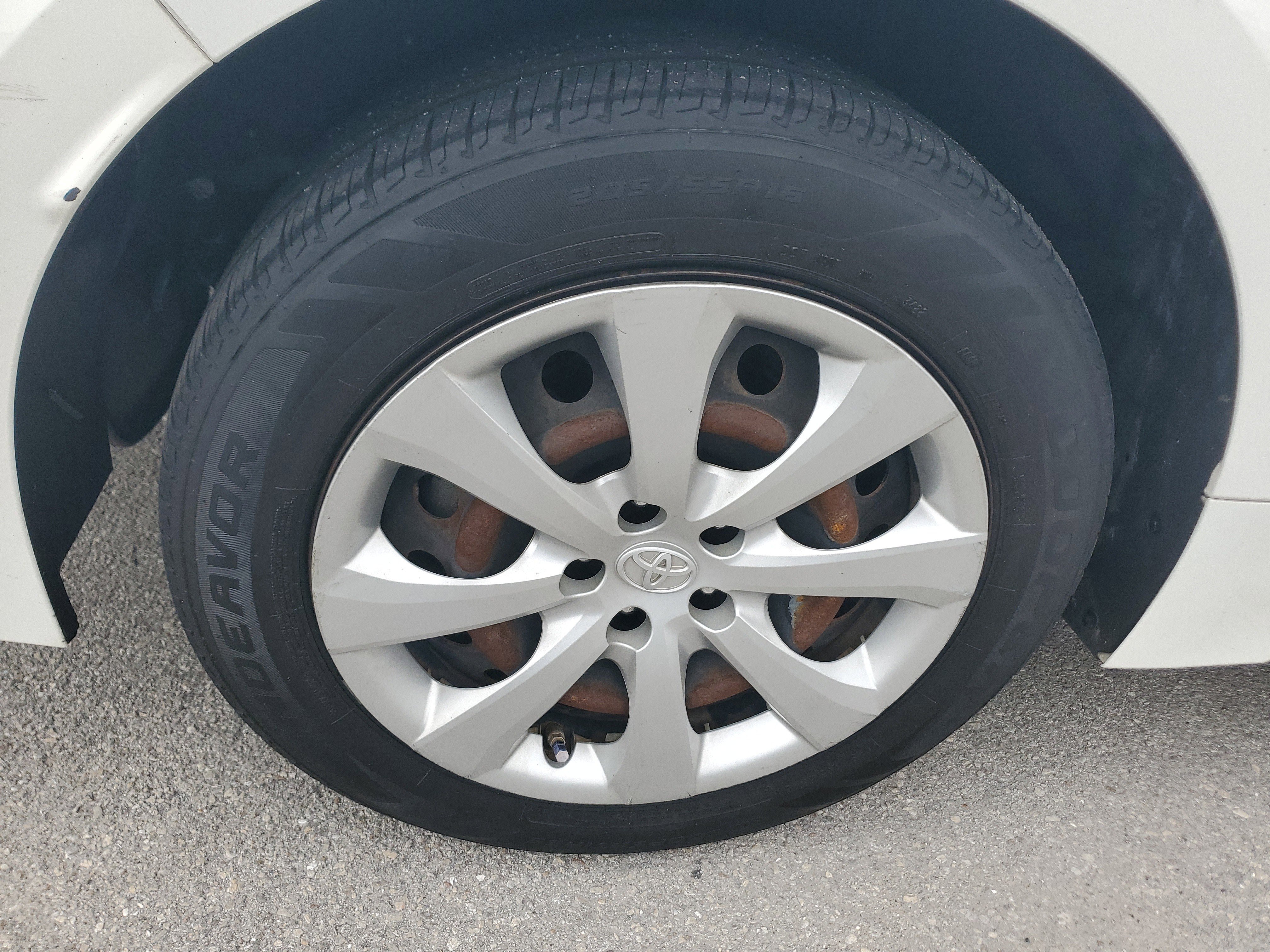 Used 2020 Toyota Corolla LE image 9