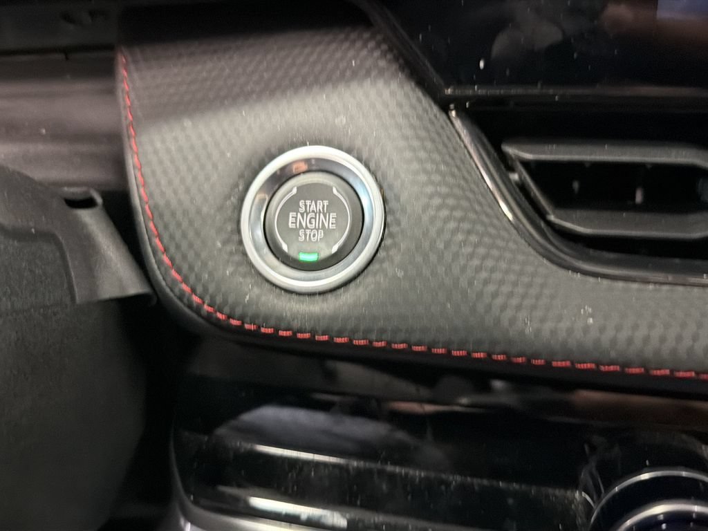 Used 2026 Chevrolet Equinox RS AWD/4WD image 19