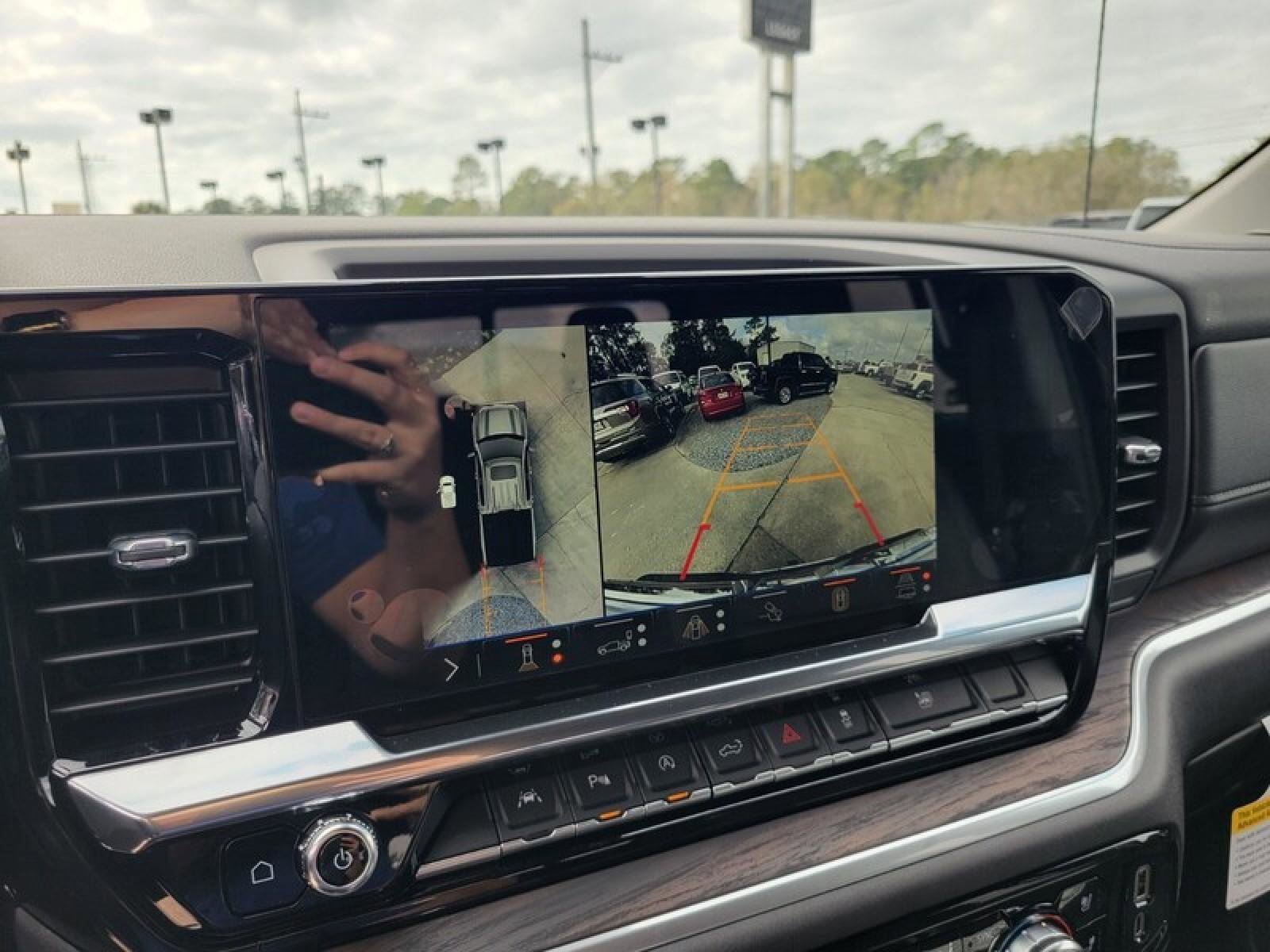 New 2026 GMC Sierra 1500 SLT w/ SLT Premium Plus Package image 23