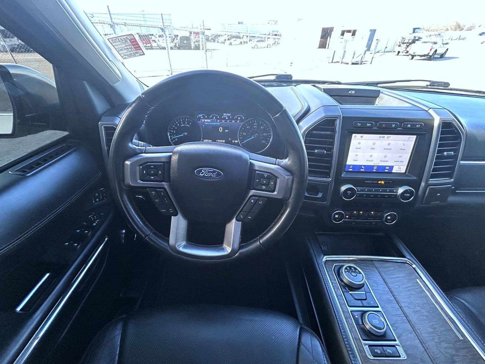 Used 2021 Ford Expedition Platinum image 13