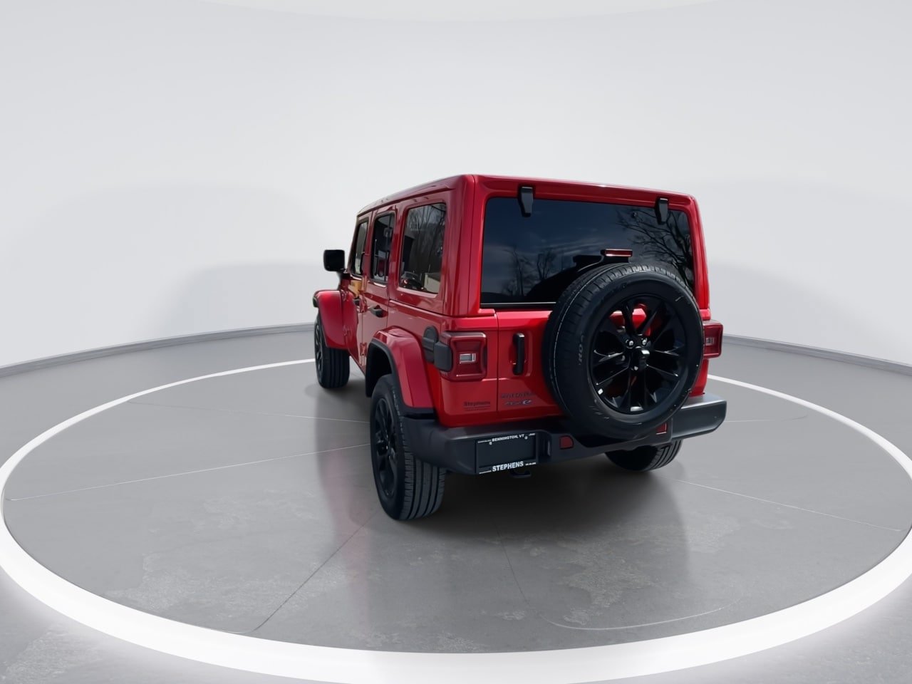 Used 2025 Jeep Wrangler Unlimited Sahara w/ Safety Group AWD/4WD image 15