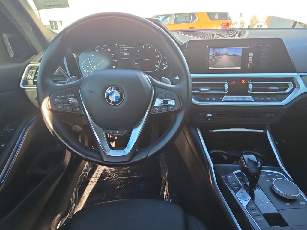 Used 2021 BMW 330i Sedan w/ Convenience Package image 15
