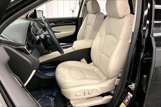 Used 2023 Buick Enclave Essence image 20
