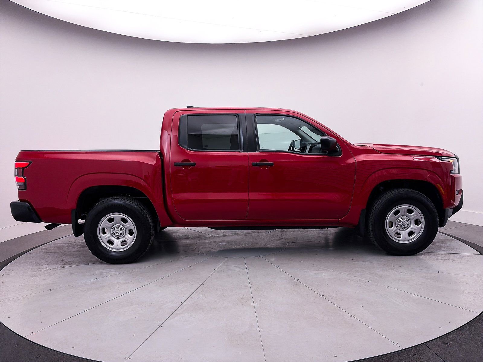 Used 2022 Nissan Frontier S w/ Technology Package image 39