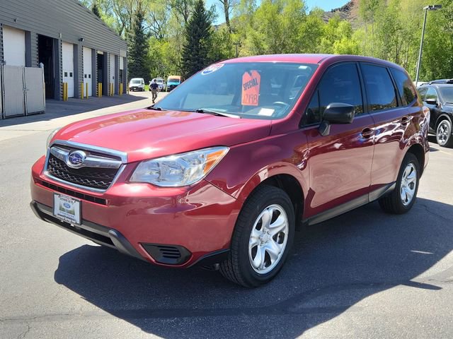 Used 2016 Subaru Forester 2.5i AWD/4WD image 5