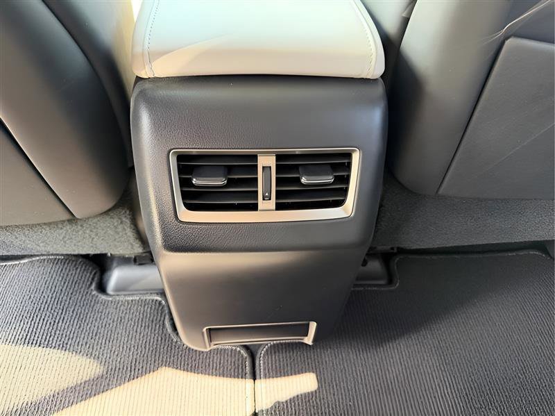 Used 2018 Lexus RX 350L FWD image 26