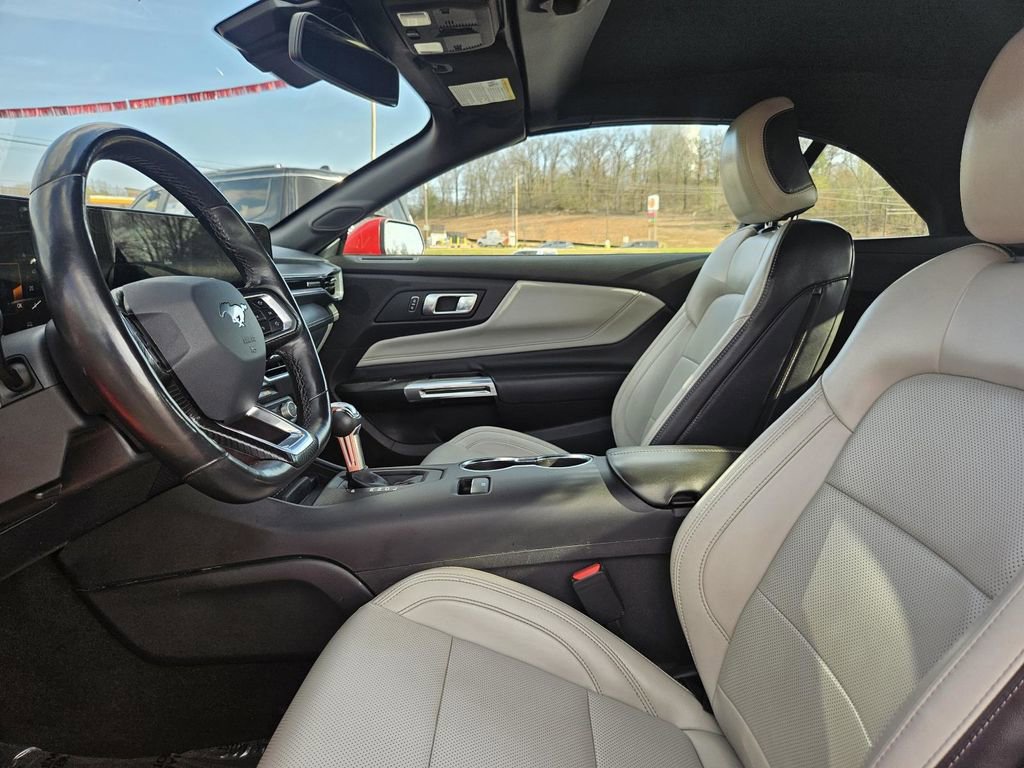 Used 2024 Ford Mustang Premium image 10