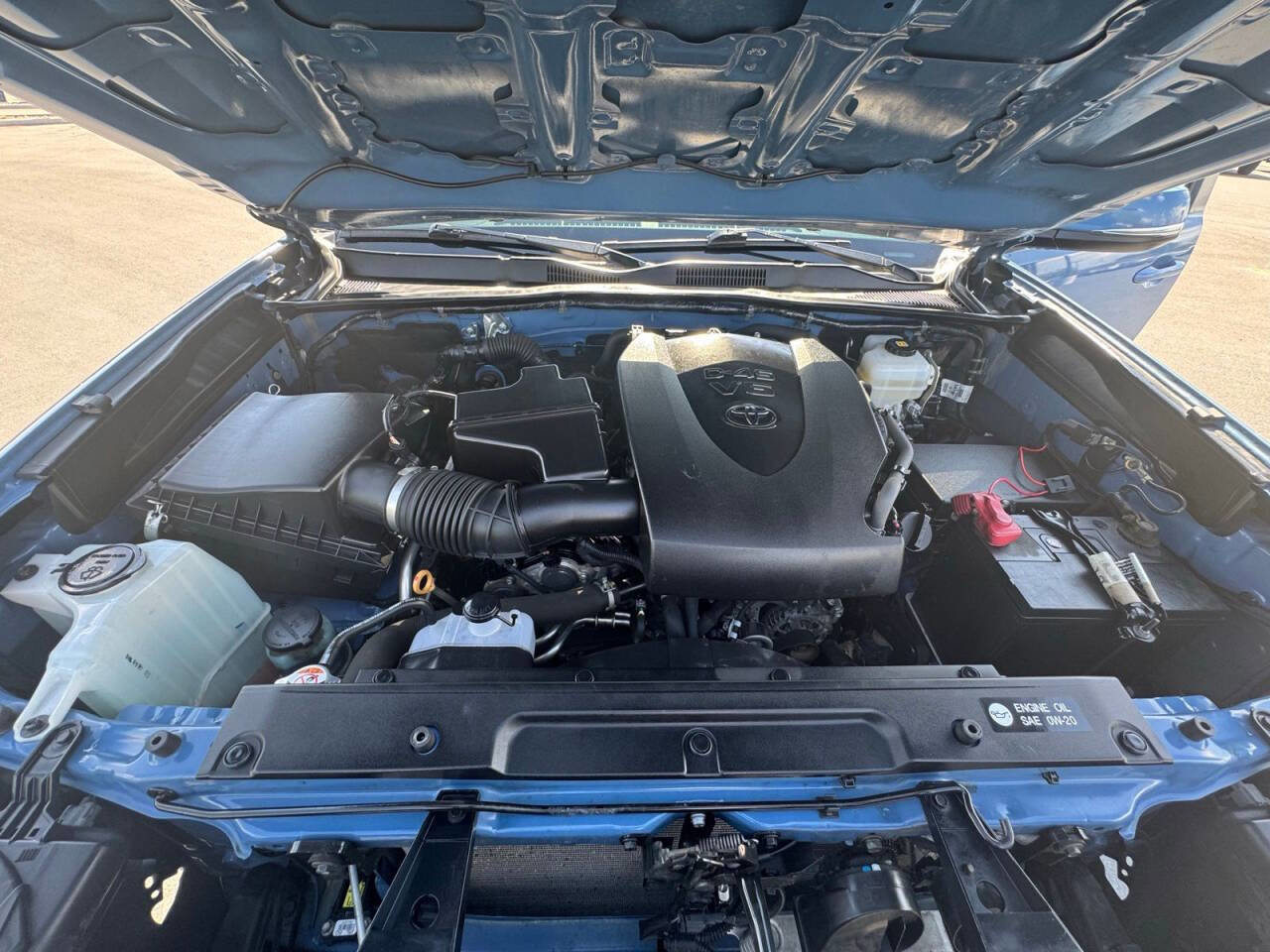 Used 2019 Toyota Tacoma TRD Off-Road AWD/4WD image 32