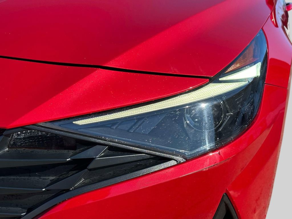 Used 2023 Hyundai Elantra SEL w/ Convenience Package FWD image 10