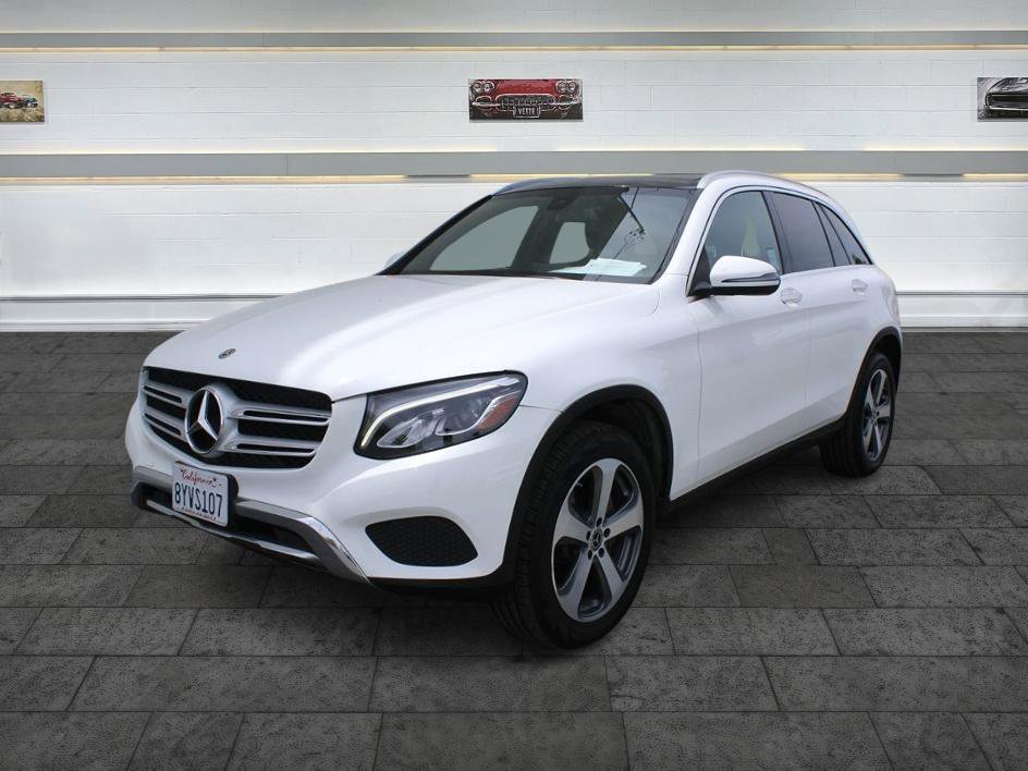 Used 2019 Mercedes-Benz GLC 300 w/ Premium Package image 3