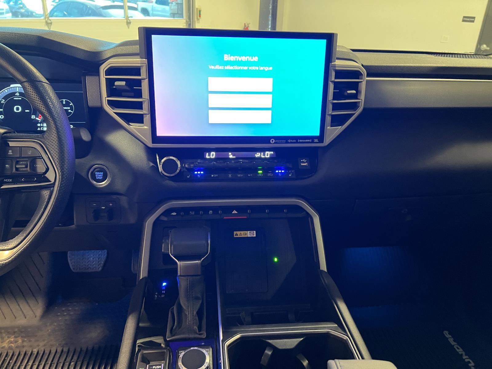 Used 2024 Toyota Tundra Limited AWD/4WD image 16