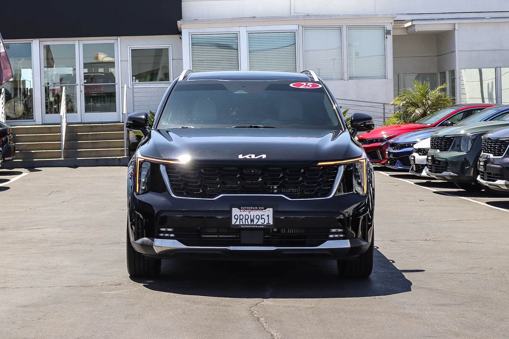 Certified 2025 Kia Sorento SX Prestige AWD/4WD image 2