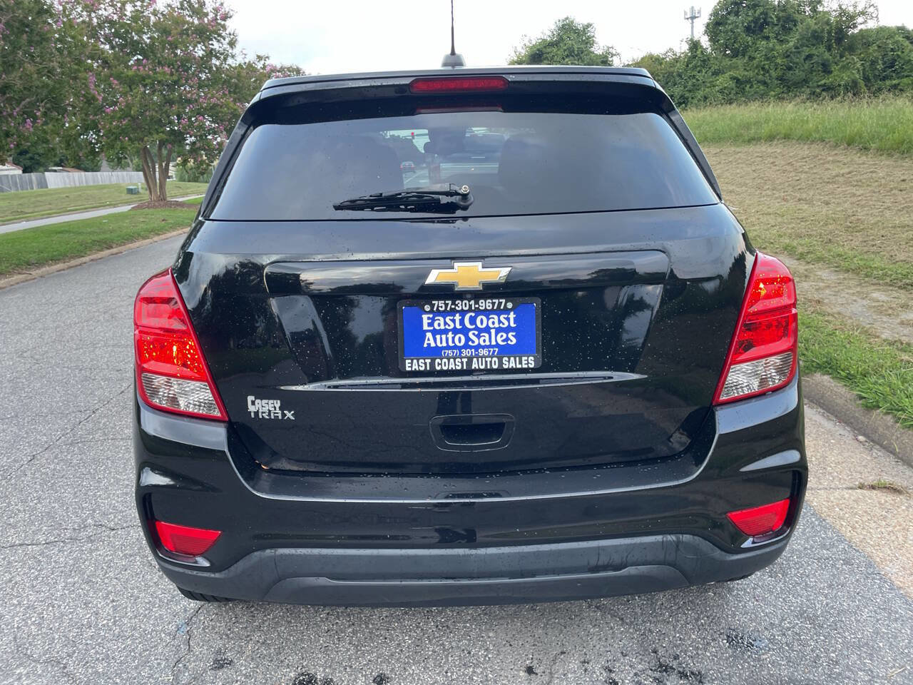 Used 2020 Chevrolet Trax LS w/ Tint and Cruise Package image 5