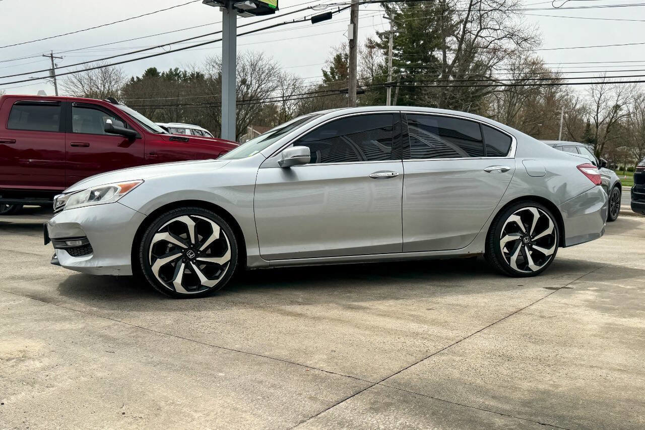 Used 2017 Honda Accord EX-L image 6