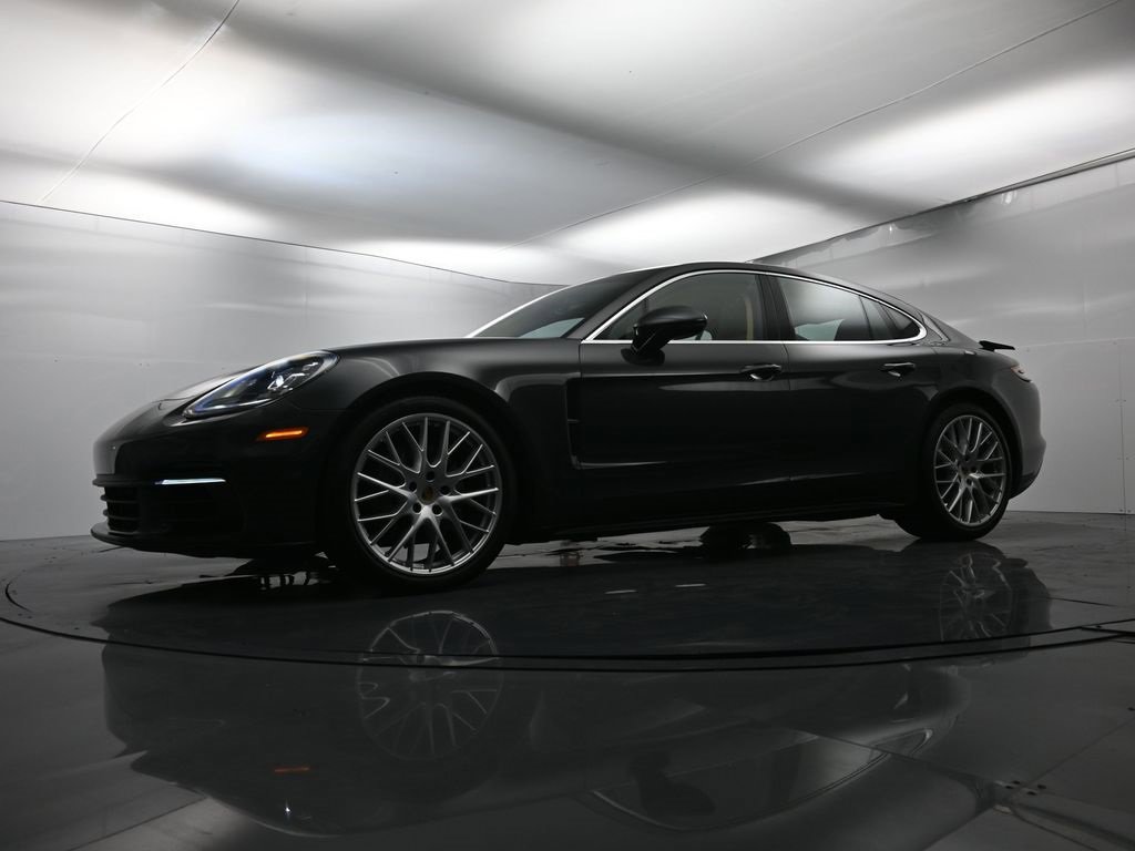 Used 2018 Porsche Panamera 4S image 44