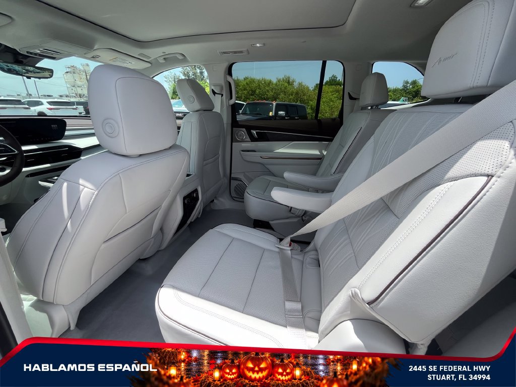 New 2026 Buick Enclave Avenir w/ Super Cruise Package AWD/4WD image 13