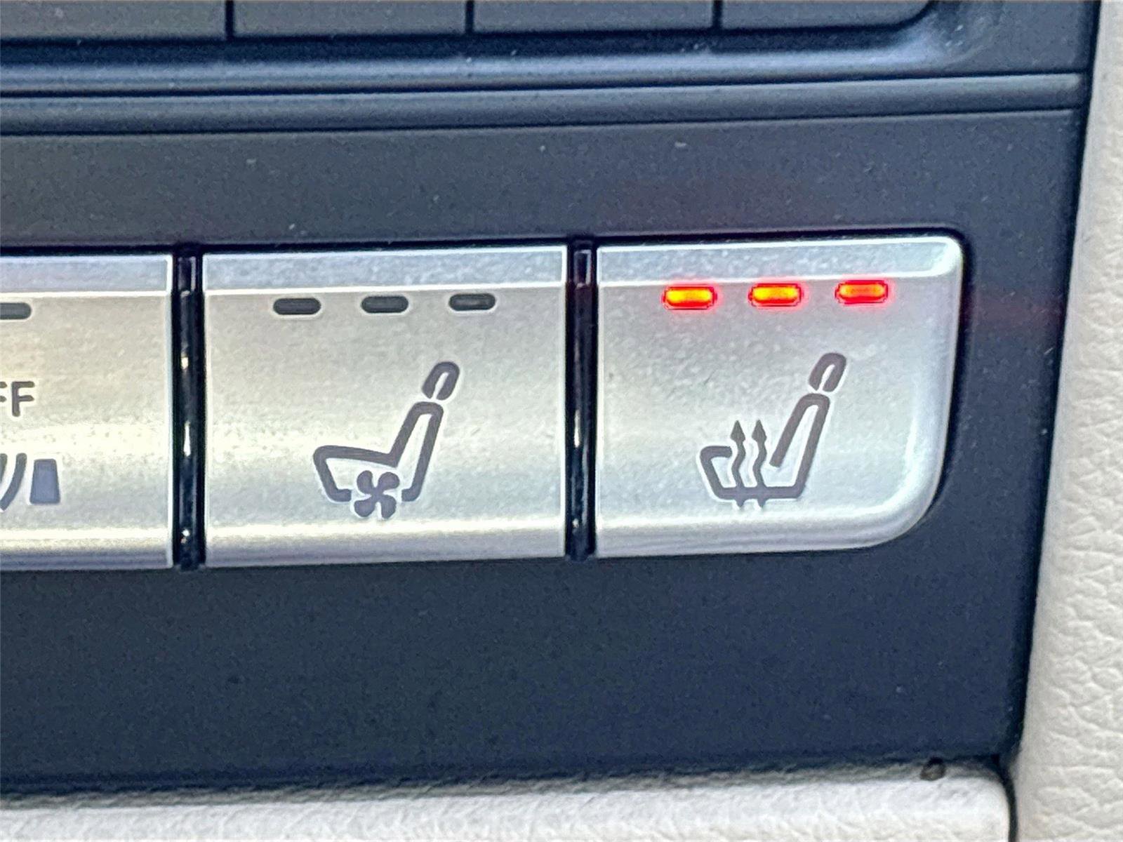 Used 2016 Mercedes-Benz CLS 550 4MATIC image 23