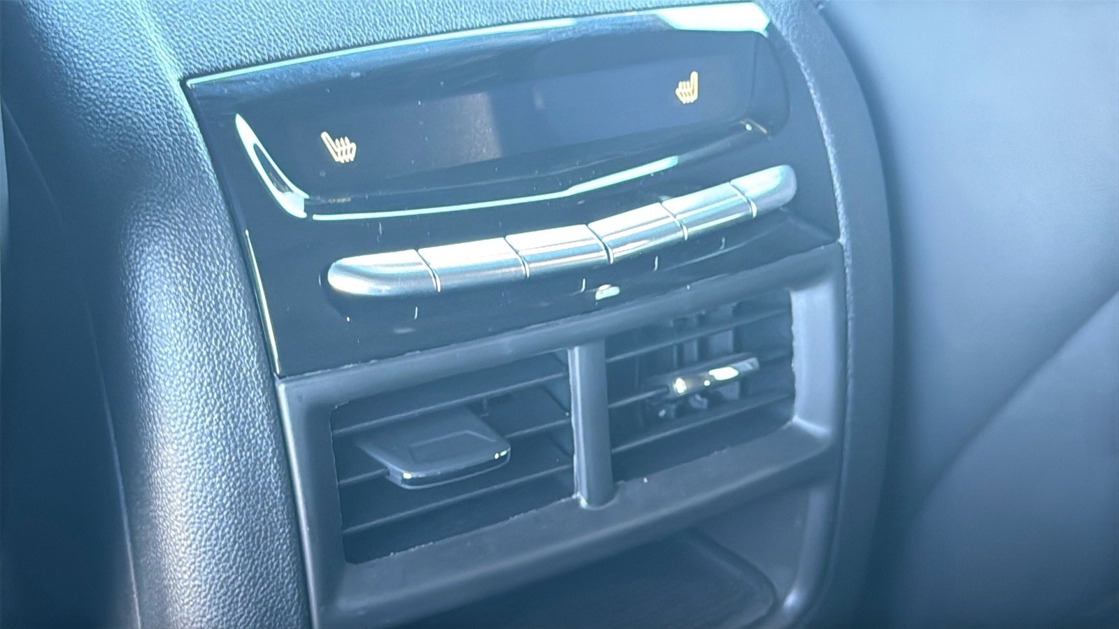 Used 2023 Cadillac XT5 Premium Luxury w/ Platinum Package image 23