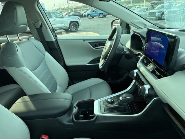 Certified 2025 Toyota RAV4 Limited w/ Advanced Technology Package image 21