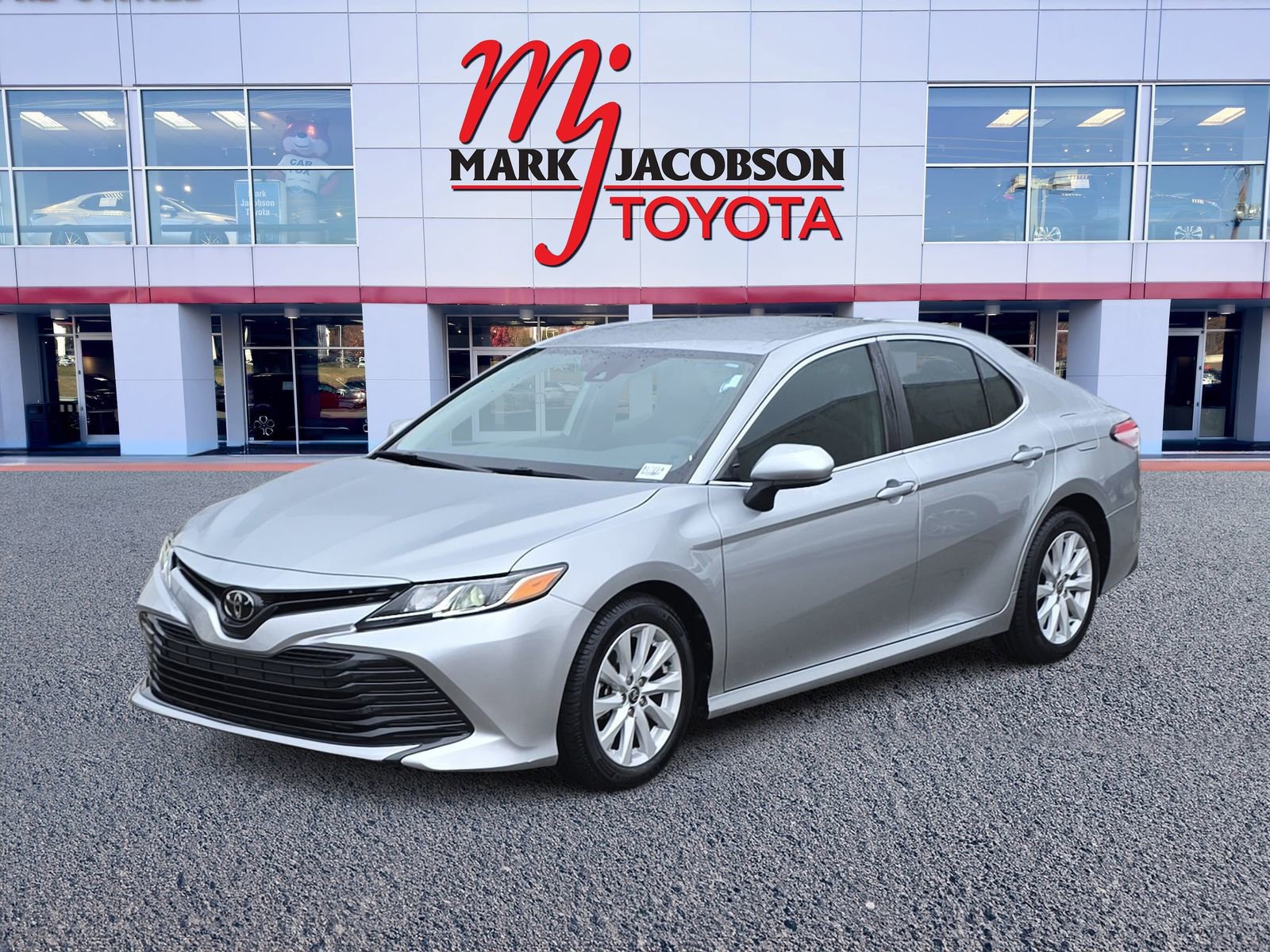Used 2020 Toyota Camry LE
