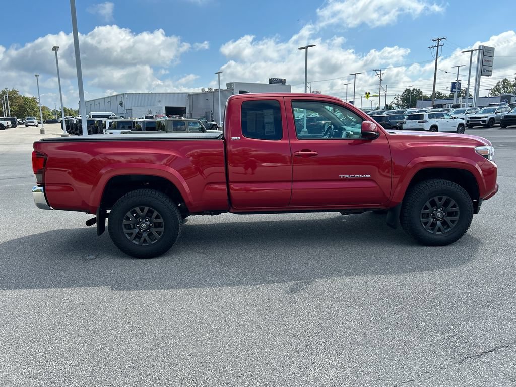 Used 2022 Toyota Tacoma SR5 w/ SR5 Appearance Package (SM) AWD/4WD image 6