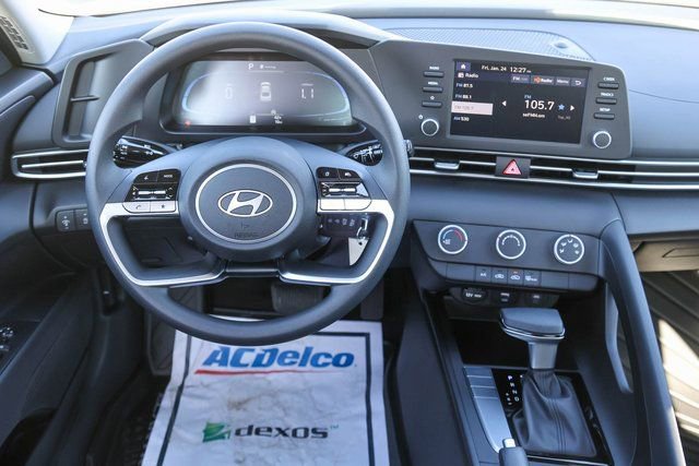 New 2025 Hyundai Sonata SE image 11
