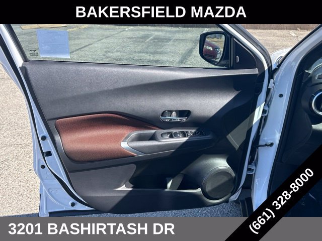Used 2023 Nissan Kicks SR FWD image 15