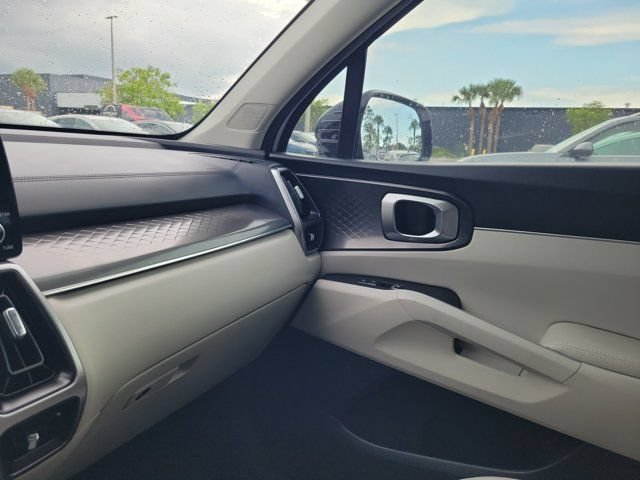 Used 2023 Kia Sorento S FWD image 27
