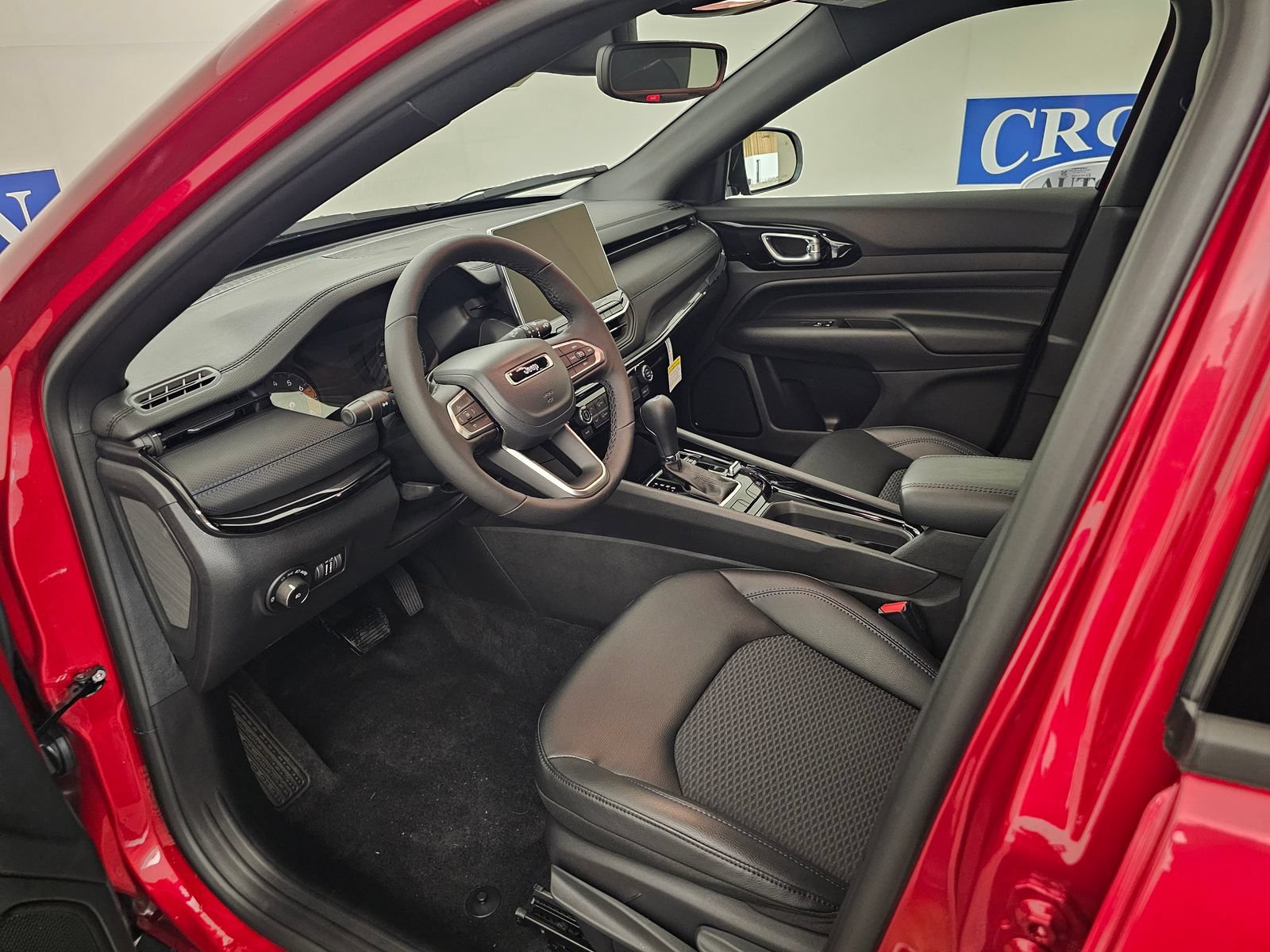 New 2026 Jeep Compass Latitude AWD/4WD image 11