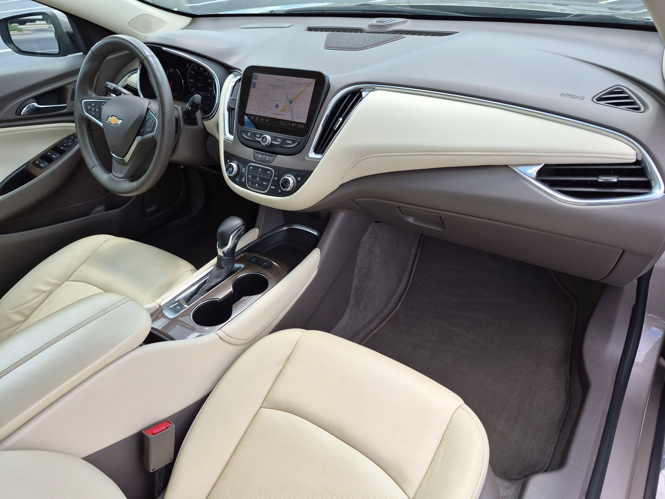 Used 2024 Chevrolet Malibu LT FWD image 38