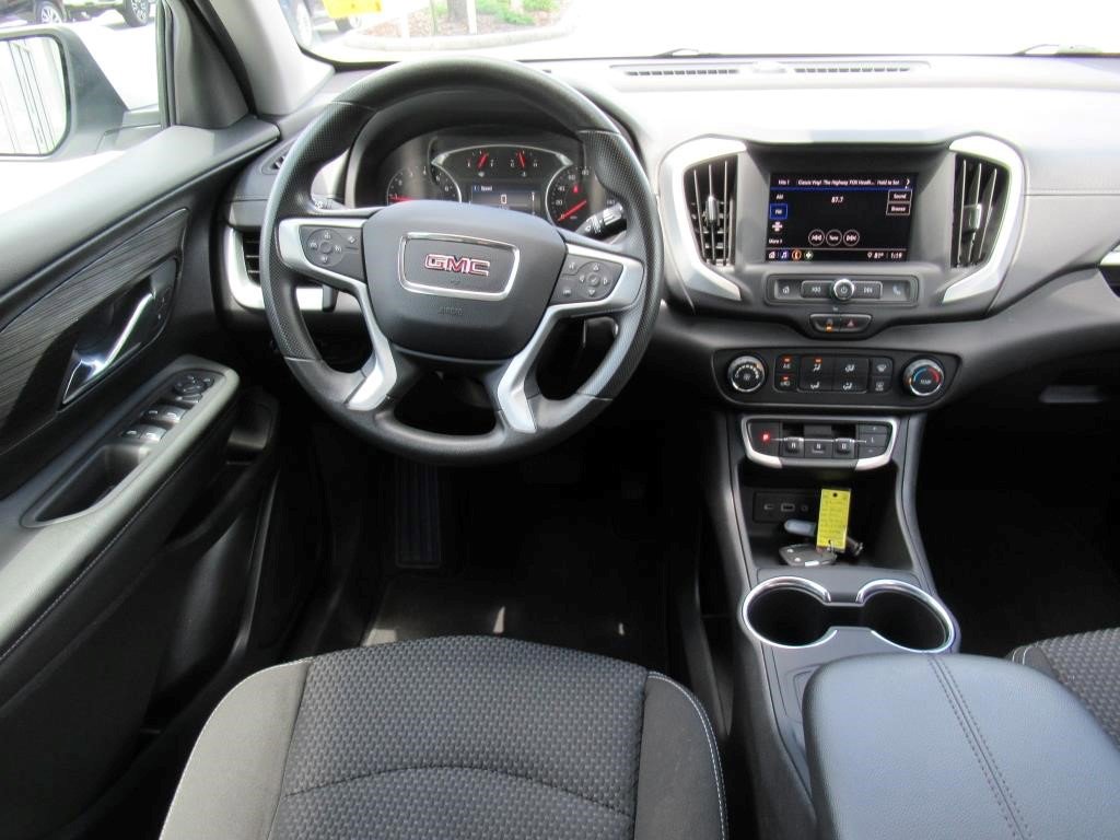 Certified 2024 GMC Terrain SLE image 19