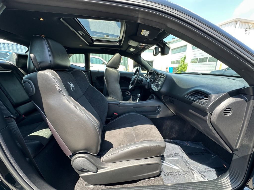 Used 2019 Dodge Challenger R/T Scat Pack w/ Plus Package RWD image 28