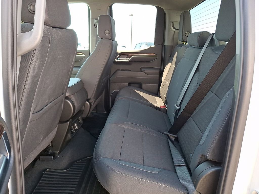 Used 2025 GMC Sierra 1500 SLE w/ X31 Off-Road Package AWD/4WD image 13